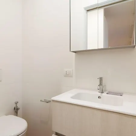 Bruni Flat * Milan