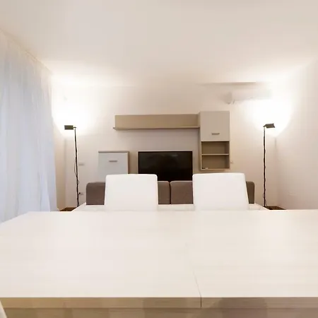 Bruni Flat Apartment *